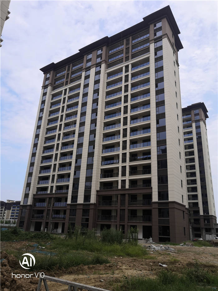 ���̰���