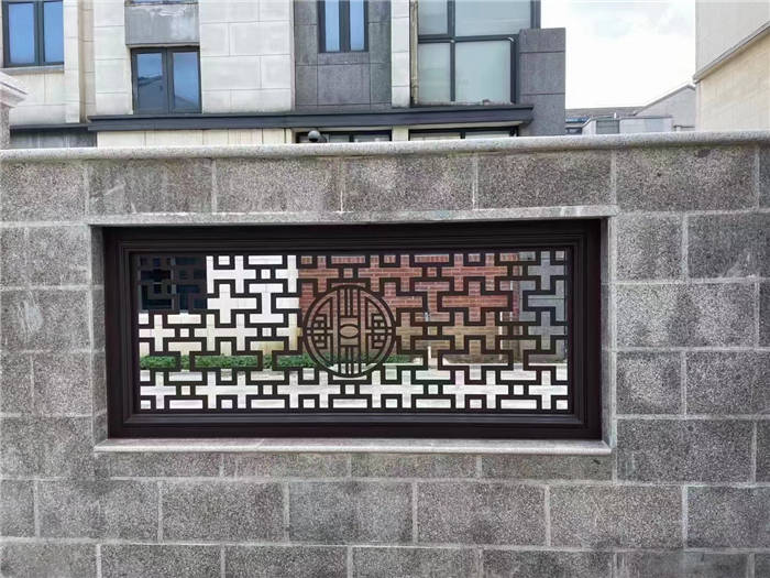 ���վ���