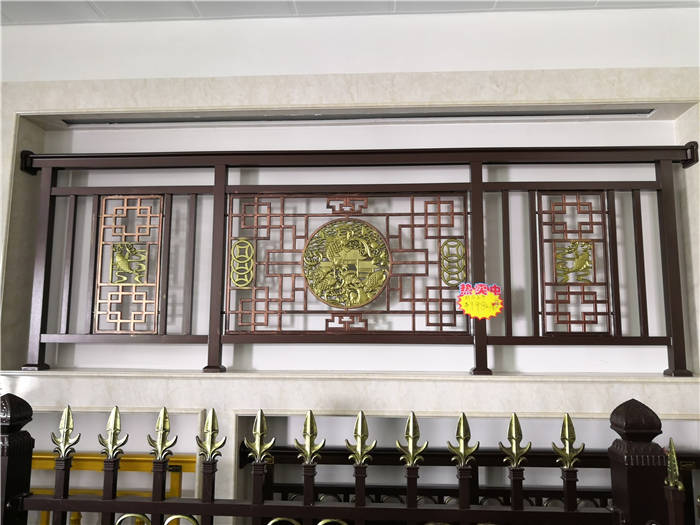 ���վ���